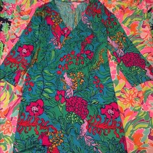 Lilly Pulitzer Size Med. Shake Your Tail feather